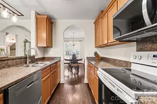 421 Glencroft Dr, Wingate, NC 28174 - Photo 11