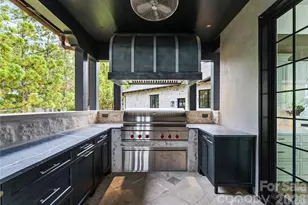 19125 Peninsula Point Dr, Cornelius, NC 28031 - Photo 15