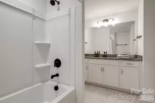 574 Fox Cove Rd, Hendersonville, NC 28792 - Photo 37