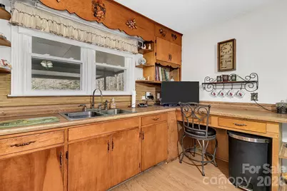 44 Tuttle Road, Hendersonville, NC 28792 - Photo 13
