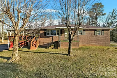 44 Tuttle Road, Hendersonville, NC 28792 - Photo 3