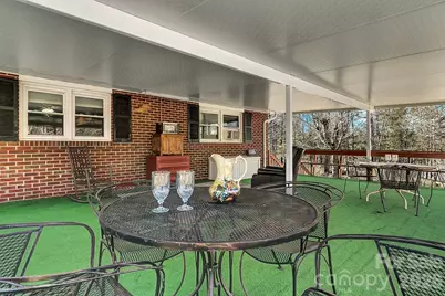 44 Tuttle Road, Hendersonville, NC 28792 - Photo 7