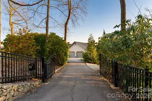 525 Elk Mountain Scenic Hwy, Asheville, NC 28804 - Photo 3