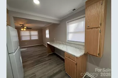 1304 S York Road, Gastonia, NC 28052 - Photo 9