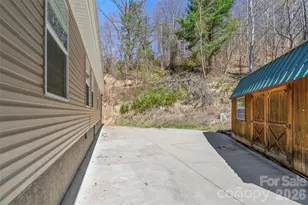 695 Johnson Farm Rd, Canton, NC 28716 - Photo 27