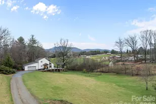 234 Justice Ridge Rd, Candler, NC 28715 - Photo 3