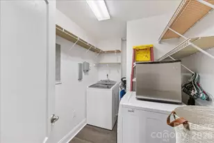 401 N Church St, Charlotte, NC 28202 - Photo 39