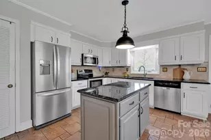 10311 Stonemede Ln, Matthews, NC 28105 - Photo 5