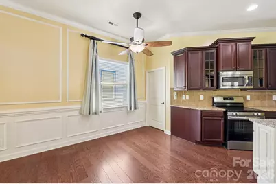 6738 Eastfield Park Drive, Charlotte, NC 28269 - Photo 9