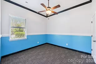 6738 Eastfield Park Dr, Charlotte, NC 28269 - Photo 17