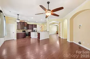 6738 Eastfield Park Dr, Charlotte, NC 28269 - Photo 7