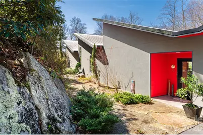 33 Robinson Creek Road, Asheville, NC 28803 - Photo 3