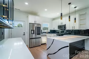 253 Eagles Eye Dr, Hendersonville, NC 28792 - Photo 7