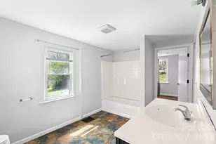 29 Allen St, Asheville, NC 28806 - Photo 19