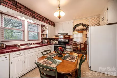 3554 US Hwy 64 90 Highway W, Taylorsville, NC 28681 - Photo 39