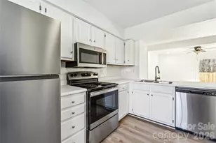 655 Lex Dr, Charlotte, NC 28262 - Photo 5