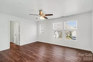 911 Swearngan Ridge Ct, Charlotte, NC 28216 - Photo 13