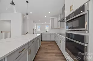 7032 Westrow Ave, Charlotte, NC 28278 - Photo 11