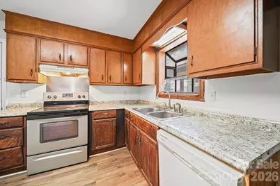 5833 Amity Place, Charlotte, NC 28212 - Photo 5