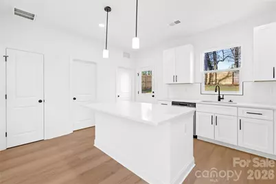 6900 Barrington Drive, Charlotte, NC 28215 - Photo 9