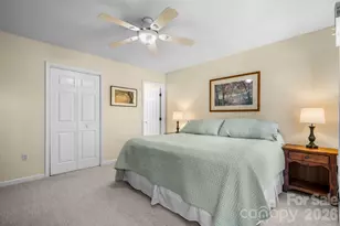 1270 Berra Pl, Hickory, NC 28602 - Photo 17