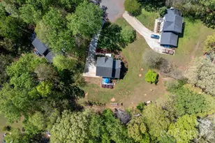 1270 Berra Pl, Hickory, NC 28602 - Photo 43