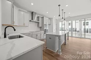 7028 Westrow Ave, Charlotte, NC 28278 - Photo 7