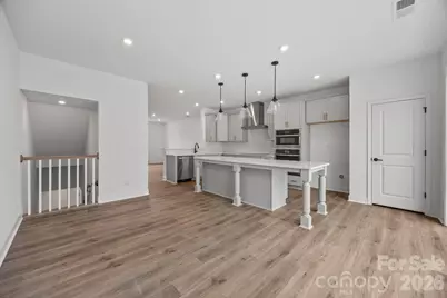 7028 Westrow Avenue, Charlotte, NC 28278 - Photo 9