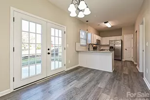 1140 Hannah Rae Ct, Charlotte, NC 28214 - Photo 5