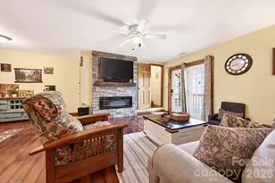 8 Blue Sky Dr, Leicester, NC 28748 - Photo 21