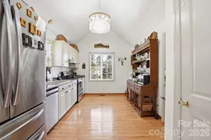 6046 Windjammer Dr, Tega Cay, SC 29708 - Photo 15