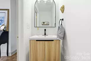 6046 Windjammer Dr, Tega Cay, SC 29708 - Photo 21