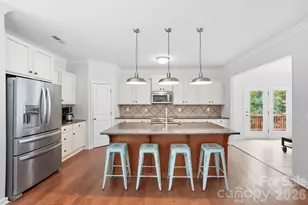 1290 Lange Ct, Fort Mill, SC 29715 - Photo 9