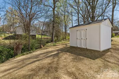 420 N 9th Street, Bessemer City, NC 28016 - Photo 27