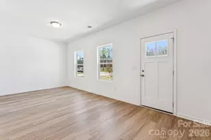 420 N 9th St, Bessemer City, NC 28016 - Photo 3