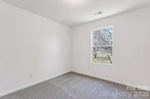 420 N 9th St, Bessemer City, NC 28016 - Photo 23