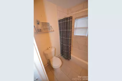 1537 Hawthorne Lane, Charlotte, NC 28205 - Photo 5