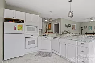 32 Keller St, Waynesville, NC 28786 - Photo 31