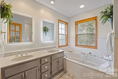 32 Keller Street, Waynesville, NC 28786 - Photo 19