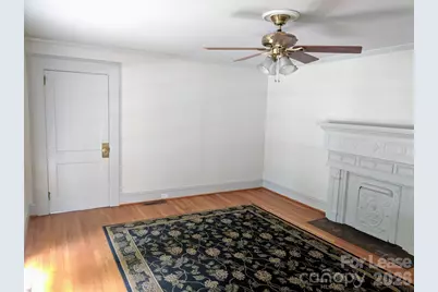 146 W Statesville Avenue, Mooresville, NC 28115 - Photo 5