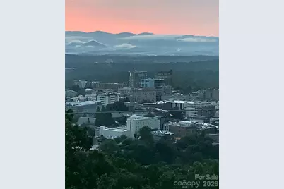 464 Windswept Drive, Asheville, NC 28801 - Photo 3