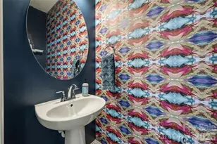 400 Simeon Dr, Charlotte, NC 28208 - Photo 11