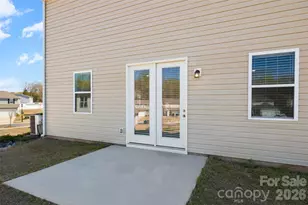 7024 Maple Run Cir, Charlotte, NC 28215 - Photo 39