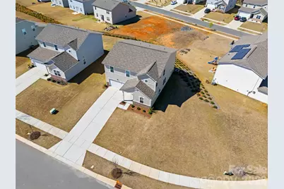 7024 Maple Run Circle, Charlotte, NC 28215 - Photo 43