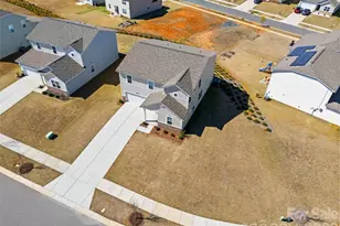 7024 Maple Run Cir, Charlotte, NC 28215 - Photo 43