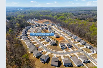 7024 Maple Run Circle, Charlotte, NC 28215 - Photo 47