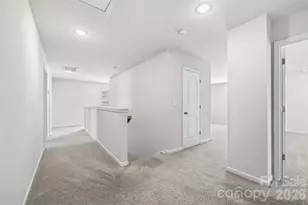 7024 Maple Run Cir, Charlotte, NC 28215 - Photo 21