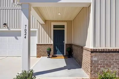 7024 Maple Run Circle, Charlotte, NC 28215 - Photo 3