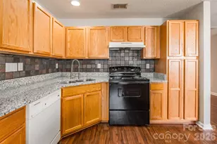 3167 Caldwell Ridge Pkwy, Charlotte, NC 28213 - Photo 9