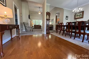 2148 Brookberry Ln, Gastonia, NC 28056 - Photo 3